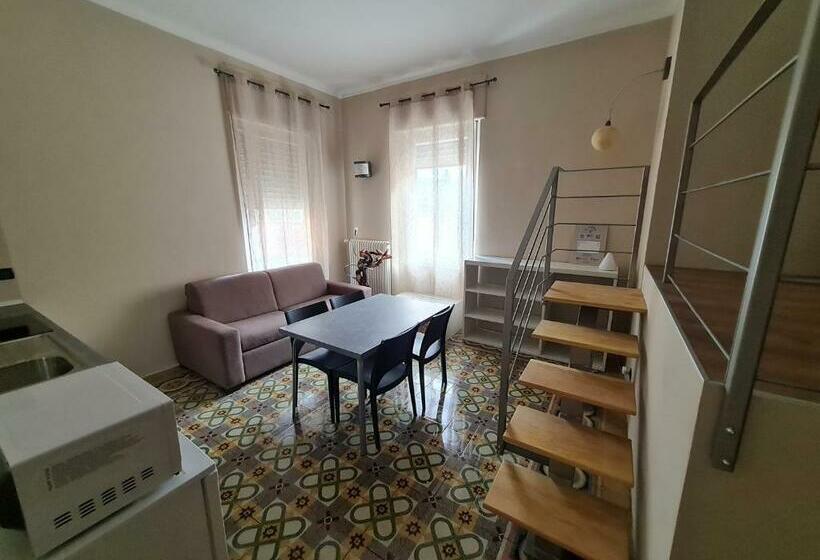 سوییت, La Pajassa 22