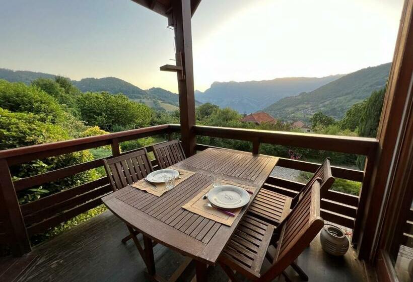 Люкс Вид на Горы, Eco Logis Mad In Belledonne
