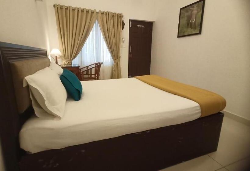디럭스 룸, Athirapilly On The Rocks