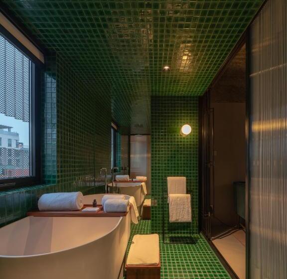 Номер Стандарт, Jiangnan House Nantou
