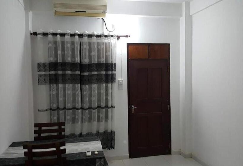 اتاق لوکس, Villa 64