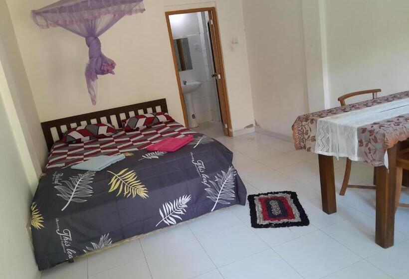 اتاق لوکس, Villa 64