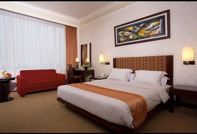Номер Deluxe, Grand Wahid Hotel Salatiga