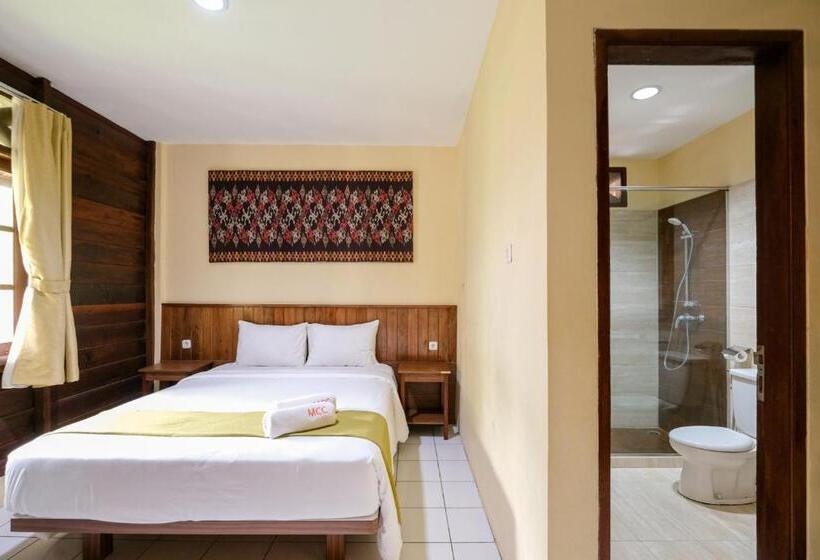 Дом 4 Спальни, Mutiara Carita Cottages
