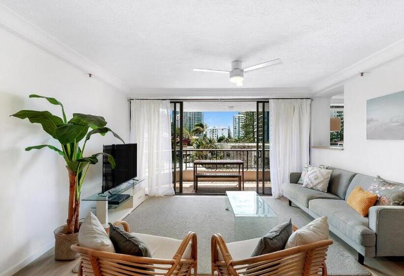 2침실 아파트 정원 전망, Surfers Century Oceanside Apartments