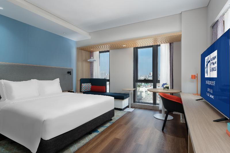 带大床的标准间, Holiday Inn Express Shunde Daliang, An Ihg
