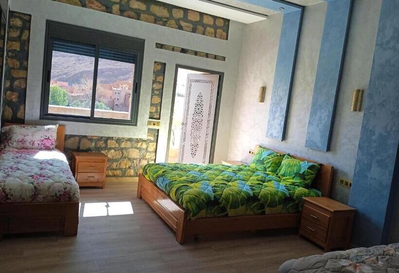 Номер Стандарт Вид на Горы, Relais Des Nomades