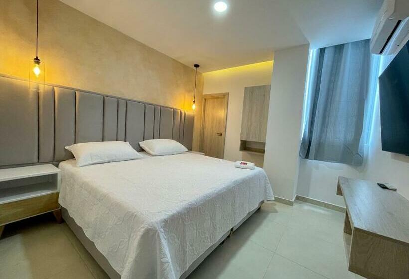 غرفة قياسية, Provincia Plaza