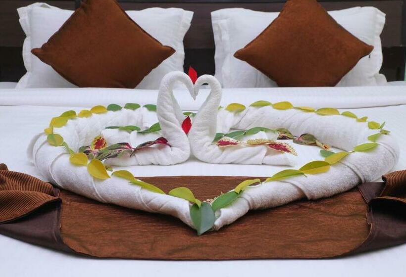 디럭스 룸, Drona Palace By Sr Leisure Inn