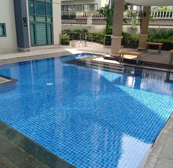 סטודיו סטנדרט עם מרפסת, Mrmcondotel Cluster 1 2h