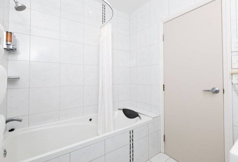 Апартаменты 2 Спальни, Beach Street Motel Apartments