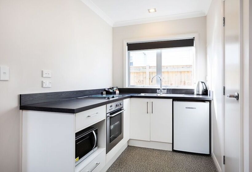 Апартаменты Superior 1 Спальня, Beach Street Motel Apartments