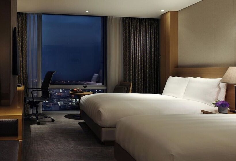 اتاق لوکس خانوادگی, Lotte City Hotel Jeju