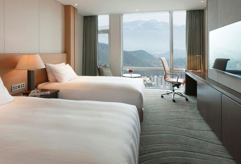 اتاق لوکس خانوادگی, Lotte City Hotel Jeju
