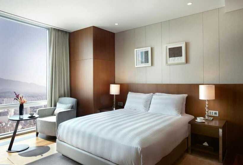 سوییت سوپریور با چشم‌انداز دریا, Lotte City Hotel Jeju
