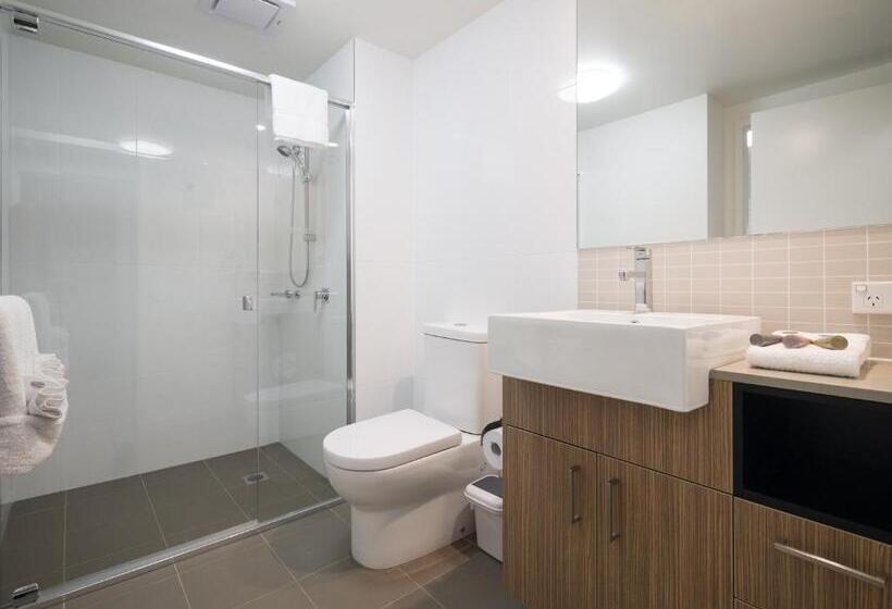 آپارتمان مدیریتی 2 خوابه, Oaks Mackay Rivermarque