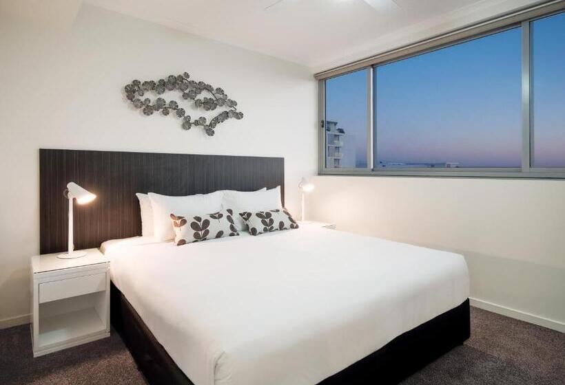آپارتمان مدیریتی 2 خوابه, Oaks Mackay Rivermarque