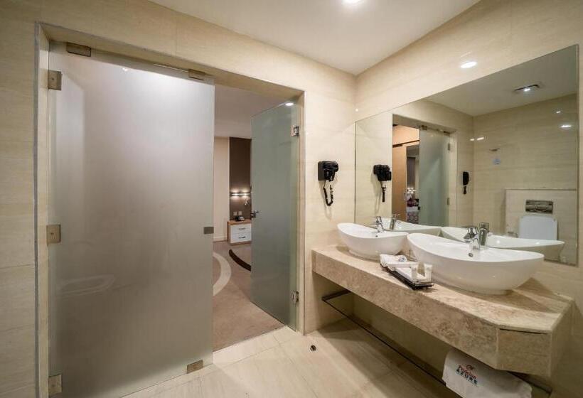 اتاق خانوادگی, Prideinn Azure Hotel Nairobi Westlands