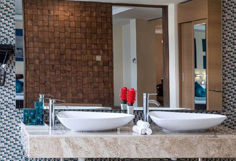 سوئیت پرزیدنت, Prideinn Azure Hotel Nairobi Westlands