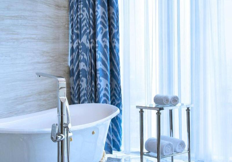 Студио Стандарт Кровать Кинг, The Azure Qiantang, A Luxury Collection Hotel, Hangzhou