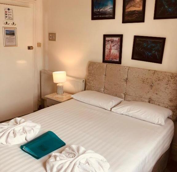 Семейный Номер, The Purple Tree Guest House