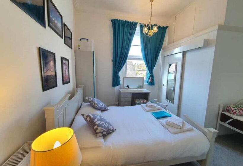 Семейный Номер, The Purple Tree Guest House