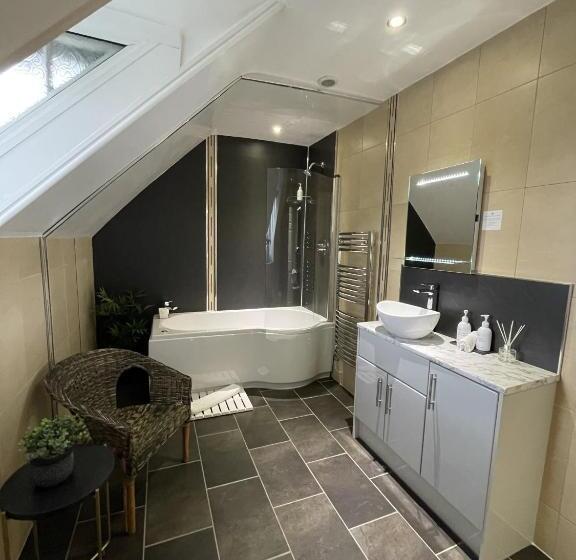 اتاق استاندارد, Wheatlands Lodge Windermere   Adults Only   Free Car Park