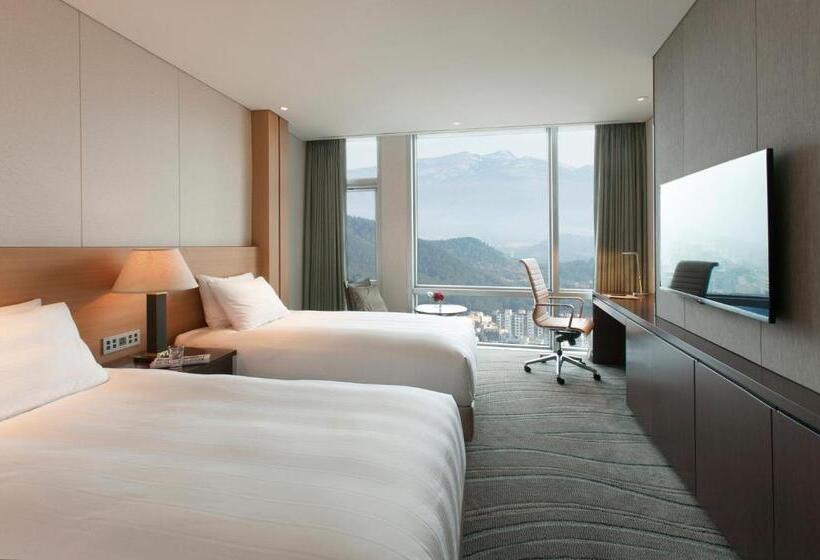 اتاق استاندارد سه نفره, Lotte City Hotel Jeju