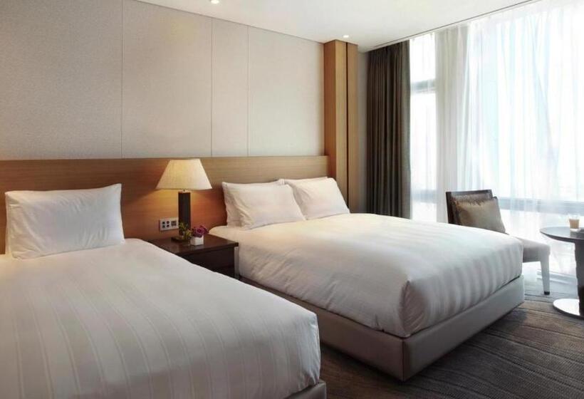 اتاق خانوادگی, Lotte City Hotel Jeju