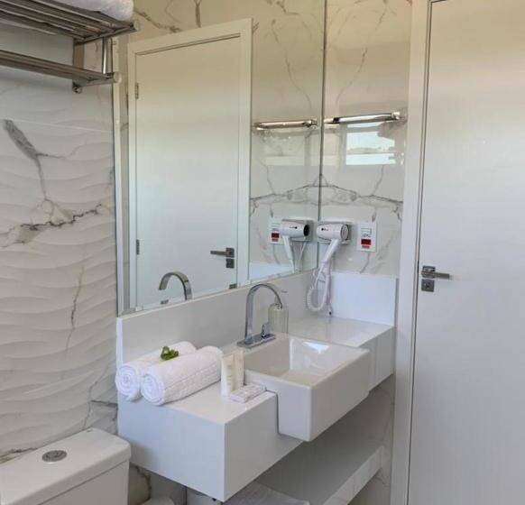 Suite with lake view, Vista Do Lago