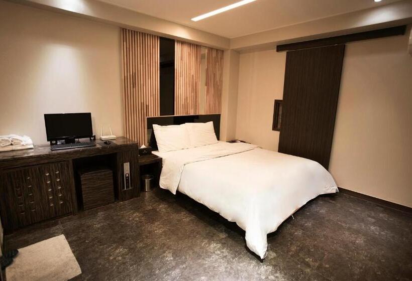 Номер Deluxe, Bundang Regency