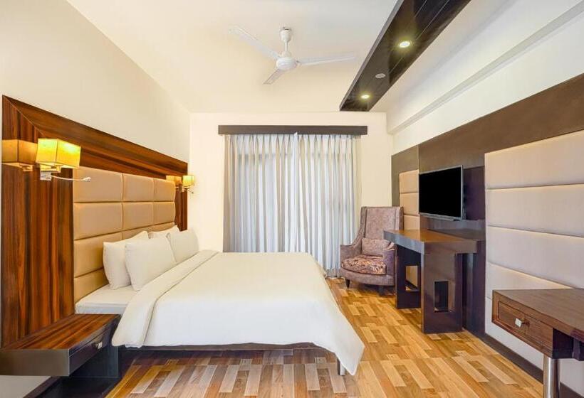 Номер Классический Вид на Бассейн, Country Inn Goa Varca Beach   2 Minutes Walk To The Beach