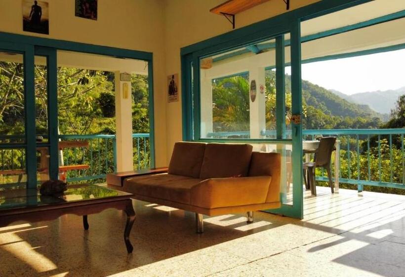 Вилла с 1 спальней и бассейном, Duck House Hostel / La Vega