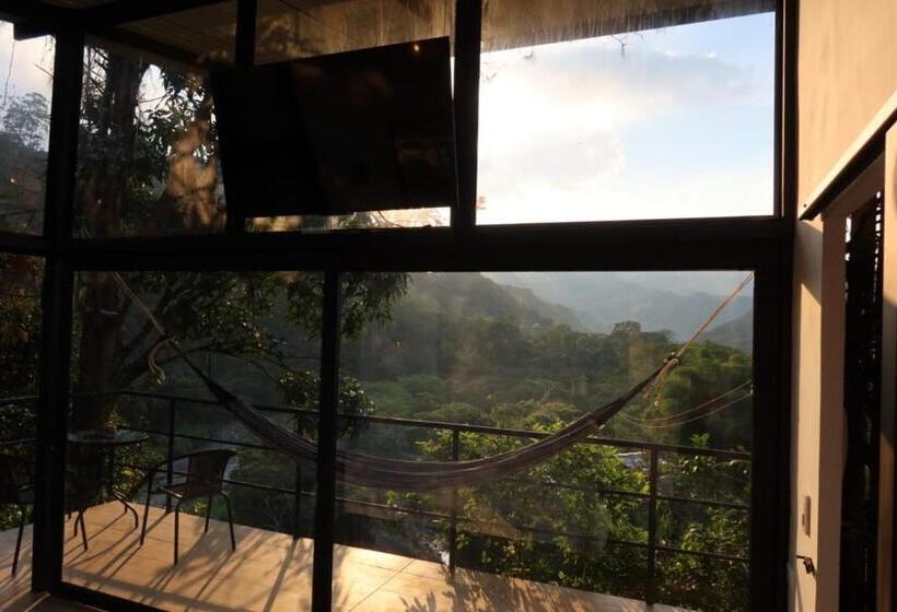 Хижина, Duck House Hostel / La Vega