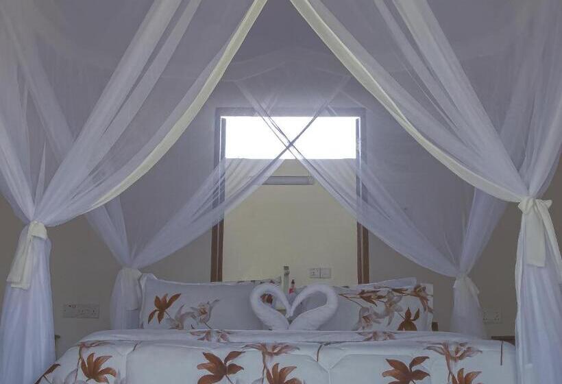 بانگلوی استاندارد, Afriican Village Zanzibar