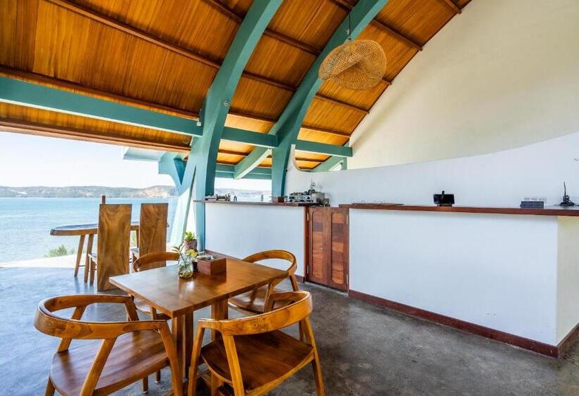 Стандартный Номер Кровать Кинг, Inlight Lombok Beach Hotel New Year Offer