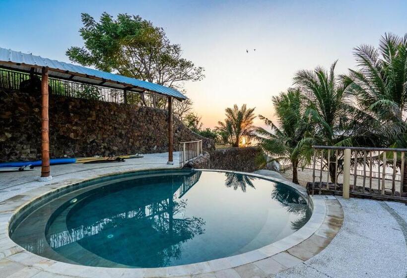 Вилла Deluxe 1 Спальня, Inlight Lombok Beach Hotel New Year Offer