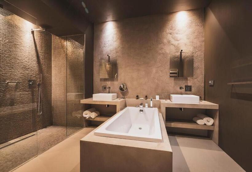 Полулюкс, Les Lodges Sainte Victoire Hotel & Spa
