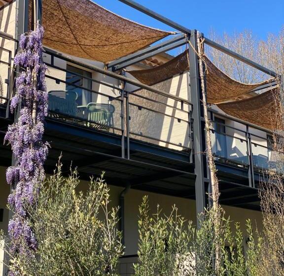 Классический Номер, Les Lodges Sainte Victoire Hotel & Spa