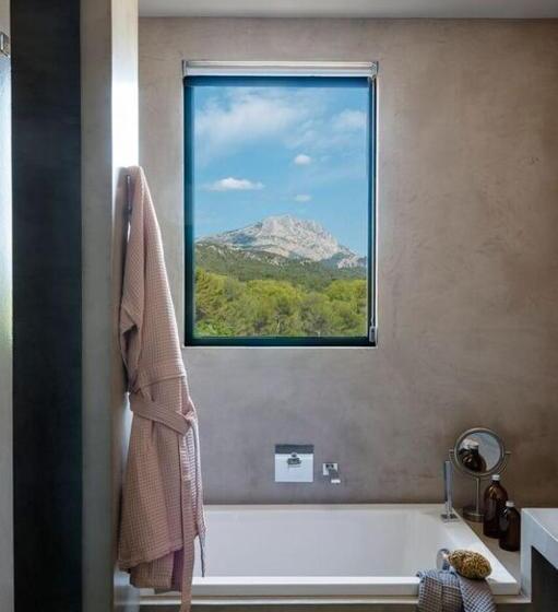 Люкс, Les Lodges Sainte Victoire Hotel & Spa