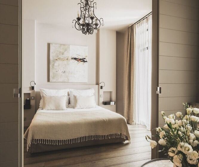 Полулюкс, Les Lodges Sainte Victoire Hotel & Spa