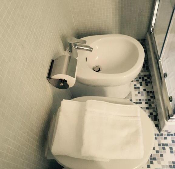 סוויטת 2 חדרי שינה, Navona Residenza De Charme