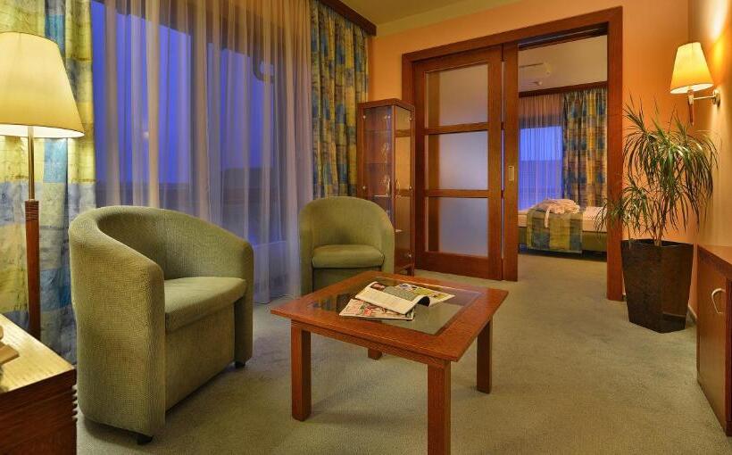 Люкс Superior, Wellness Hotel Happy Star