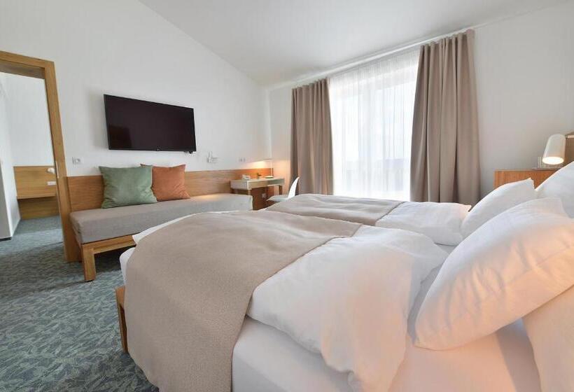 Семейный Номер Superior, Wellness Hotel Happy Star
