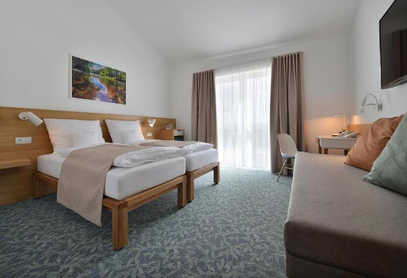Семейный Номер Superior, Wellness Hotel Happy Star