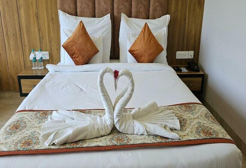 豪华房间, Bamboo Saa Mulberry Resort Pushkar
