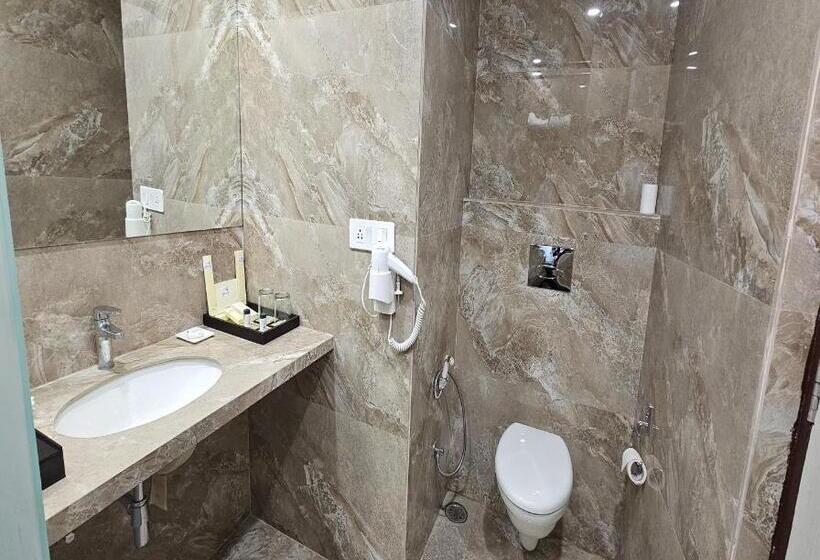 带大床的高级房间, Bamboo Saa Mulberry Resort Pushkar