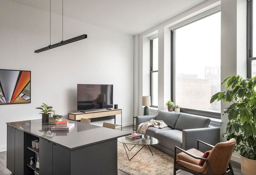 Апартаменты 1 Спальня, Roost Cleveland