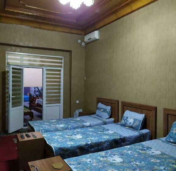 4인용 스탠다드 룸, Uvaysiy Family Guest House