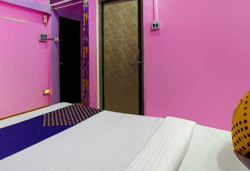 Номер Стандарт Трехместный, Spot On 67841 Hotel Rajeshwar